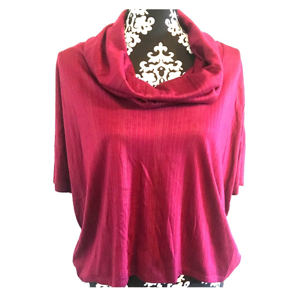 Scoopneck top